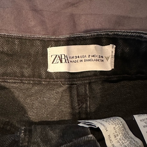 Zara High Rise Denim Cutoff Shorts in Black - Picture 3 of 4